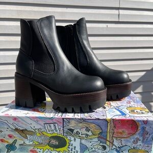Women’s Jeffrey Campbell Free People Chunk Black Boots 6.5